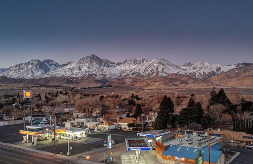 Big Pine Apartment | The Palisades Lodge of Big Pine