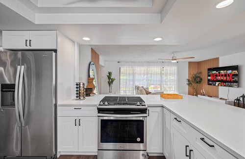 Lake Clarke Shores House | The Palm Luxe Retreat
