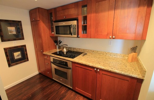 Stuart Condo | The Palm Tree Penthouse