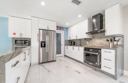 Cutler Bay House | The Palms/Big Pool/Pool Table/Foosball