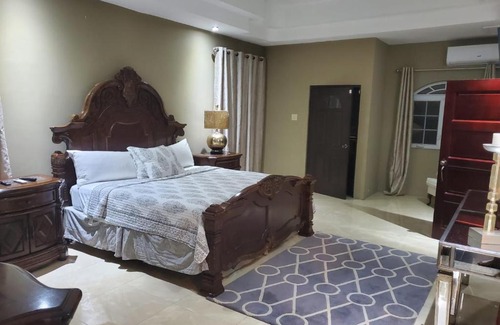 Caribbean Estates Apartment | The Palms- Caribbean Estates -10 minutes from the beach- Gated Community