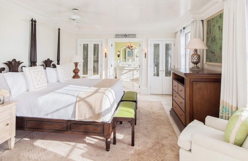 Grace Bay Hotel | The Palms, 3-bedroom Deluxe Oceanfront Suite – Infinity Pool & Beach Access
