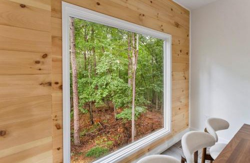 Westminster House | The Panda Lakehouse a Chic 4BR Retreat Lake Hartwell
