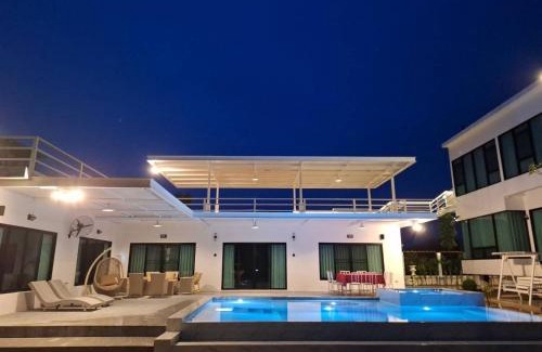 Nong Sarai Villa | The Pano Hill