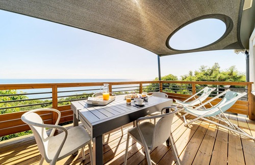 Sainte Marie Apartment | The Panoramic 4 * - Sea view - 65 m2 charm & standing