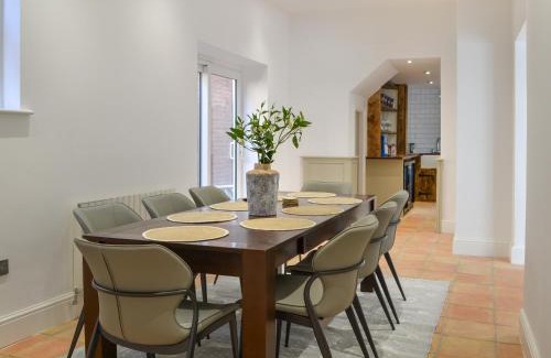 Bridlington Old Town House | The Parade - Uk48433