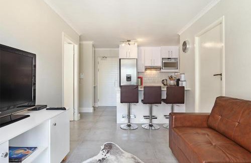 Observatory Apartment | The Paragon 317 by Host Agents