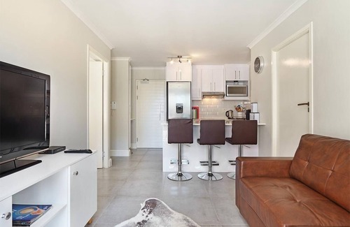 Observatory Apartment | The Paragon 317 - Two Bedroom Apartment, Sleeps 4