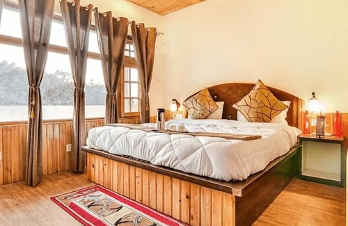Bhatrojkhan Hotel | The Parijat Retreat