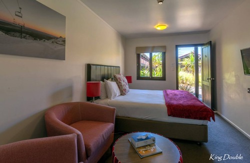 National Park Village Hotel | The Park Hotel Ruapehu