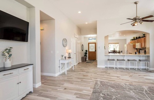 Brighton House | The Park House, Cozy Family-Friendly Retreat