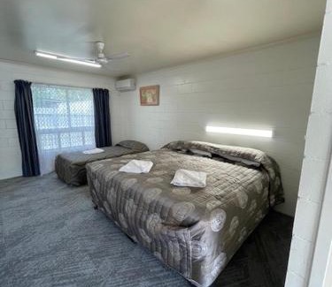 Charters Towers Hotel | The Park Motel