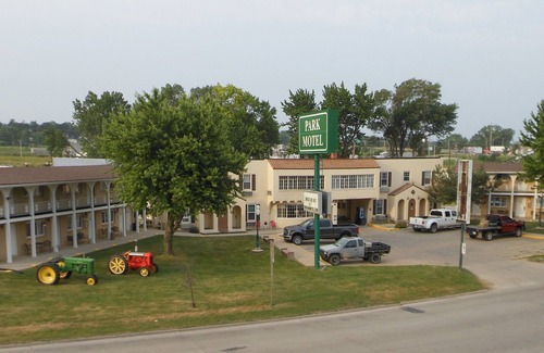 Denison Hotel | The Park Motel