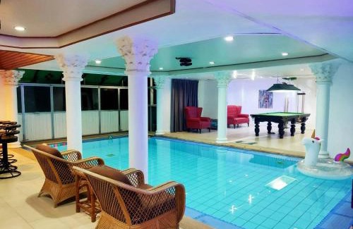 Huai Yai Villa | The Park Pool Villa Pattaya