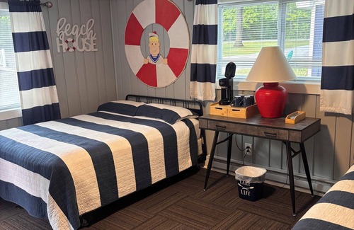 Alpena Hotel | The Parker House