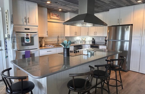 Parker House | The Parker River House-A Beautiful, secluded location on the River!