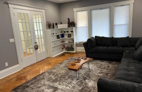 East Orange House | The Parkway 1