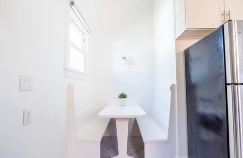 Downtown Sacramento House | The Parlor House @ Mansion Flats