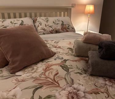 Roscoe House | The Parlour Cottage