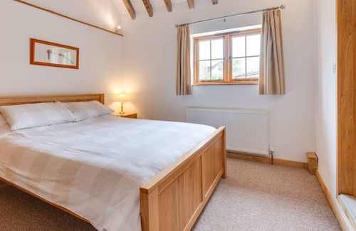 Ewhurst Green House | The Parlour in the beautiful Rye