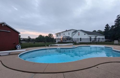 Parrsboro Bed & Breakfast | The Parrsboro Mansion Inn