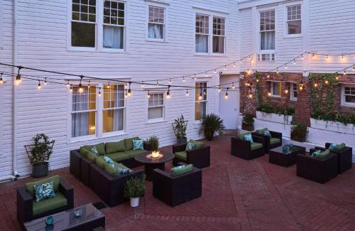 Summerville Hotel | The Partridge Inn Augusta, Curio Collection by Hilton
