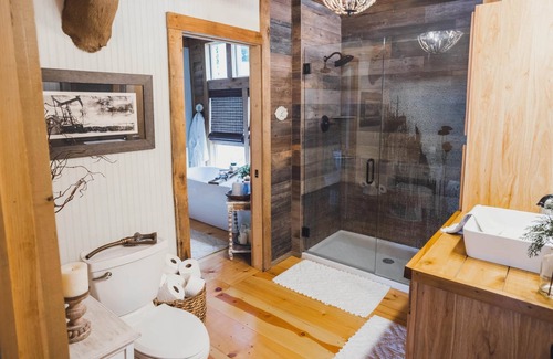 Washburn House | The Party House at Bear Creek Lodge