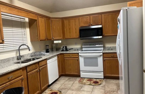 Thompson's Station House | The Path to Roses