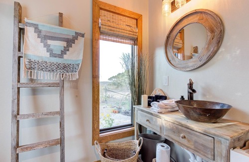 Hondo Cabin | The Patio Casita