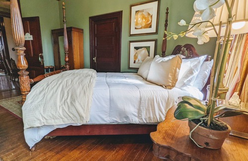 Buena Vista Hotel | The Pea Ridge Room at the Town House Inn
