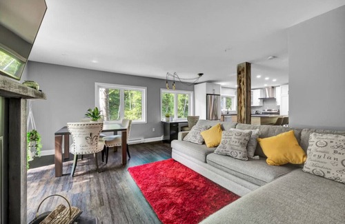 Duhamel Ski Chalet | The peaceful secret cottage.