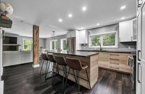 Duhamel Ski Chalet | The peaceful secret cottage.