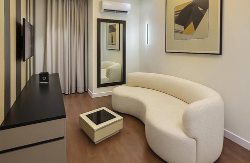 Lekki Hotel | The Peachtree Hotel Lagos
