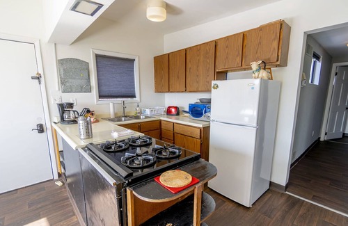 Mount Washington Apartment | The Peak! Mt Washington - Large 2bd Apt w/A View!