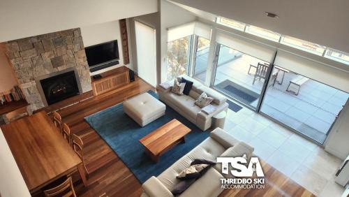 Thredbo Ski Chalet | The Peak Penthouse 8