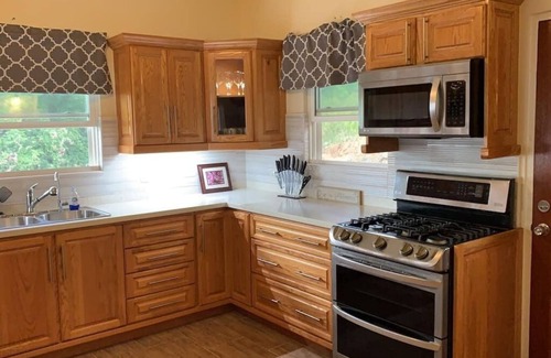 Cades Bay House | The Pearl: Gorgeous, Gated, 3BD/2BTH Villa w/AC