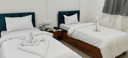 Rajgurunagar Hotel | The Pearl Inn