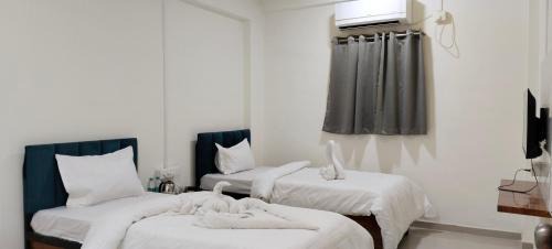 Rajgurunagar Hotel | The Pearl Inn