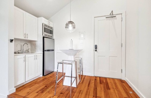 Irish Channel Apartment | The Pearl on Magazine