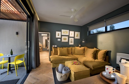 Greater Johannesburg Metropolitan Area Hotel | The Peech Hotel