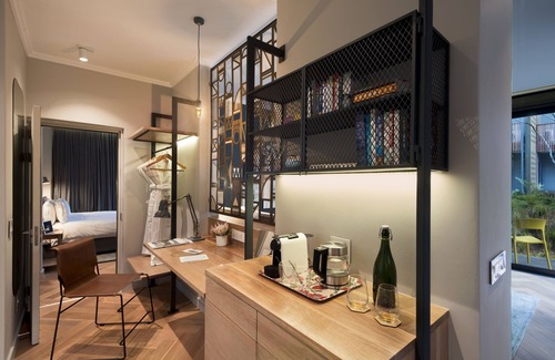 Greater Johannesburg Metropolitan Area Hotel | The Peech Hotel