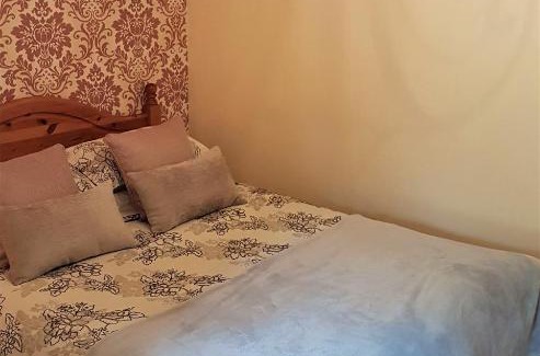Tacolneston House | The Pelican Guesthouse