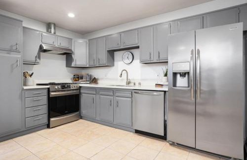 Cardiff-by-the-Sea Apartment | The Pelican