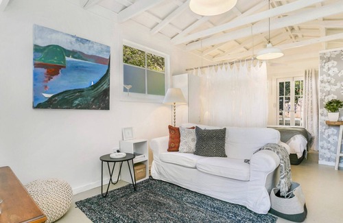 Pretty Beach Central Coast House | 'The Pelicans Nest' by Accom Holidays