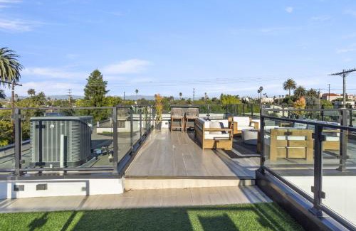 Venice House | The Penmar Retreat - Luxurious resort-style oasis