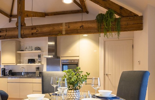 Henley Apartment | The Penthouse, Henley-on-Thames