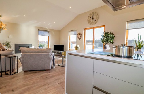 Martlesham Heath Cottage | THE PENTHOUSE in Woodbridge