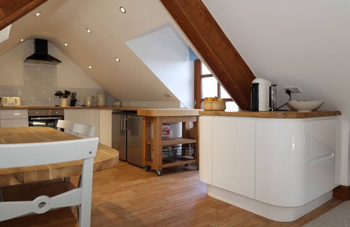 Lynton Cottage | THE PENTHOUSE LYNMOUTH BAY, family friendly, with a garden in Lynton