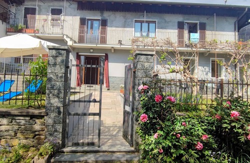 Vignone Apartment | The peony