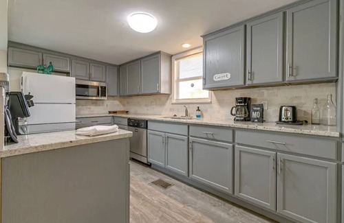 Unionville House | The Perch @ Bryant's Roost